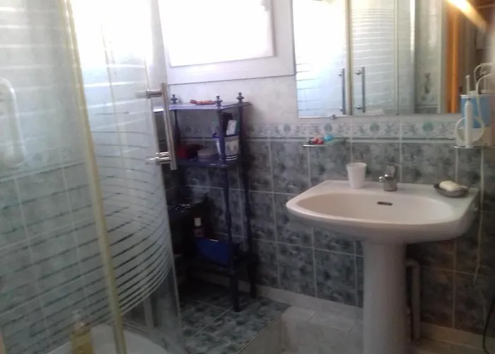 Les Trois Rois Quarto em Acomodações Particulares Nîmes